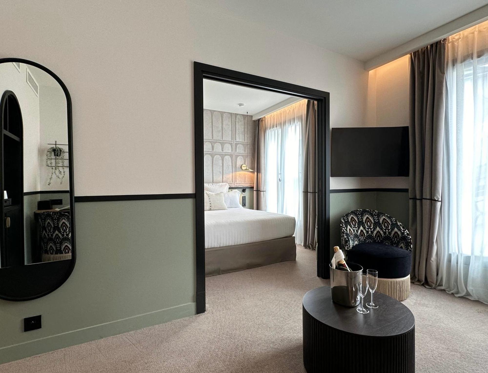 Suite