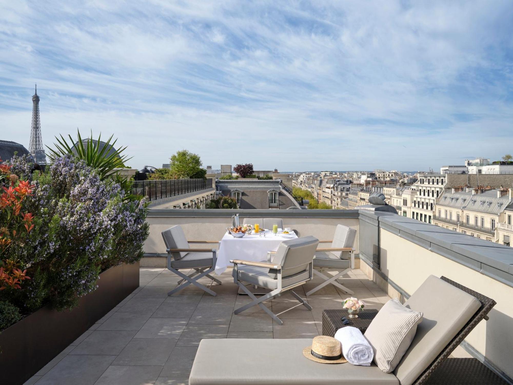 Rooftop Garden Suite