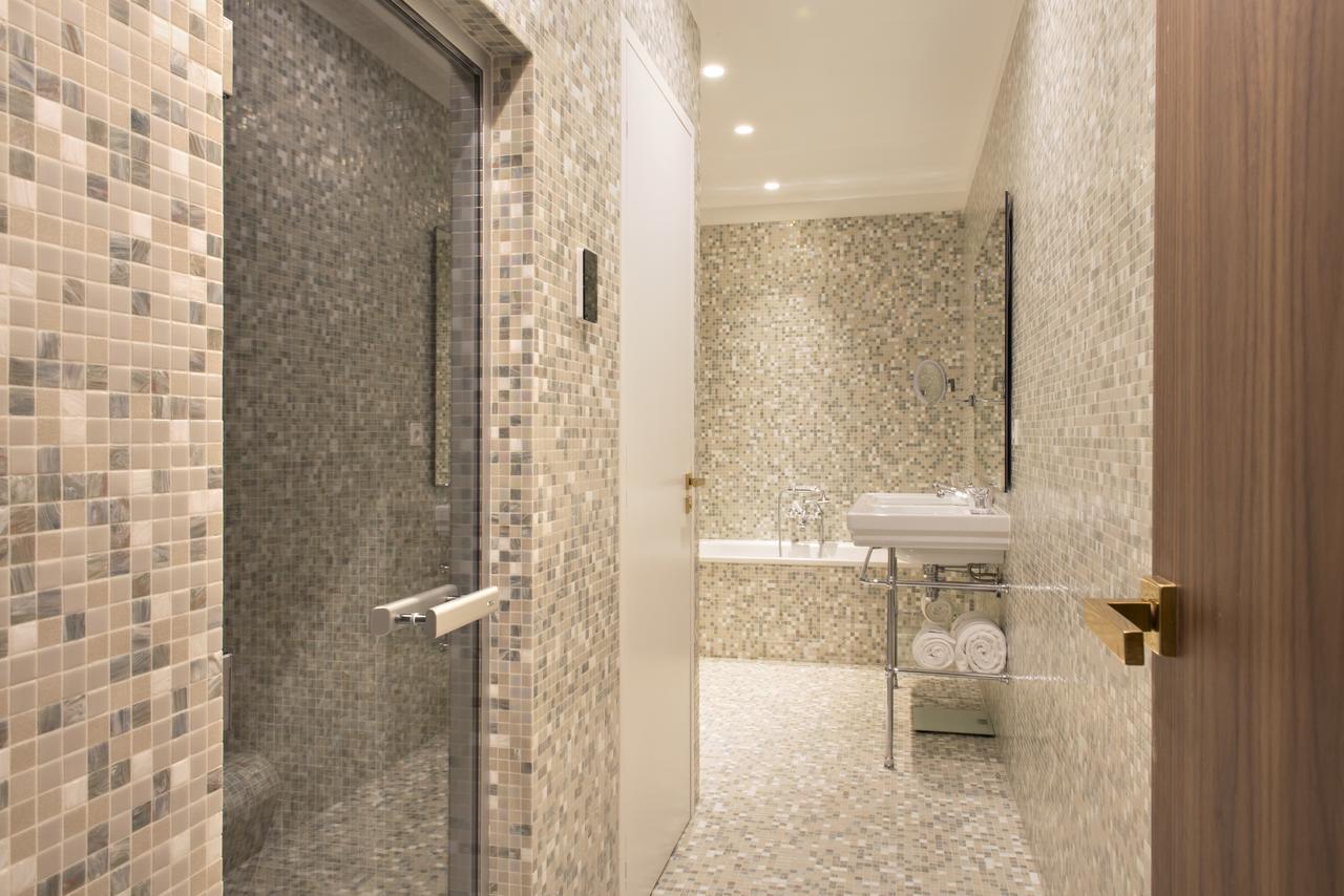 Chambre en Duplex avec Hammam Privé et Accès Privé à la Salle de Sport