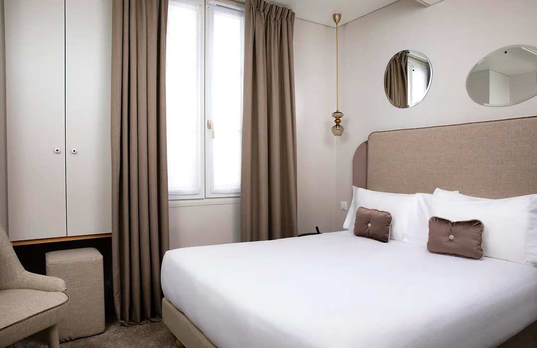 Hôtel Eiffel Saint Charles-1