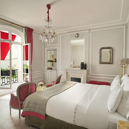Hôtel Plaza Athénée - Dorchester Collection-3