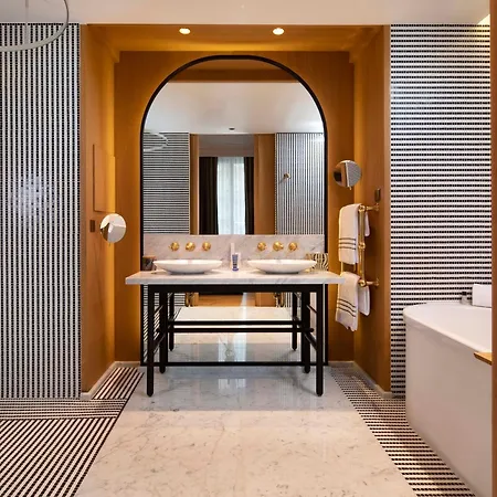Hôtel Vernet Champs Elysées Paris-3