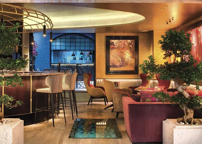 Hotel La Demeure Montaigne à Paris