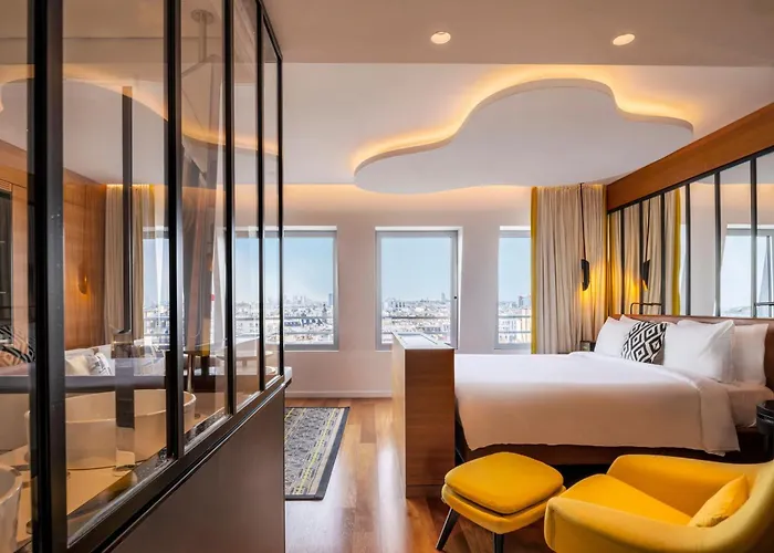 Renaissance Paris Republique Hotel&Spa