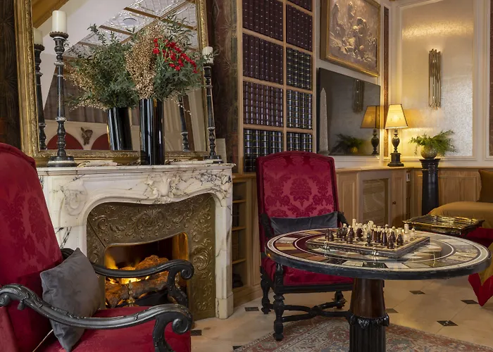 Maison Cardinal Furstemberg Paris