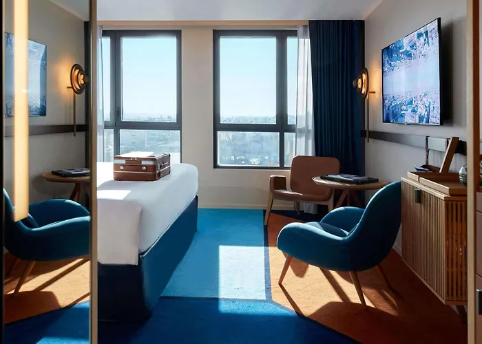 So/ Paris Hotel